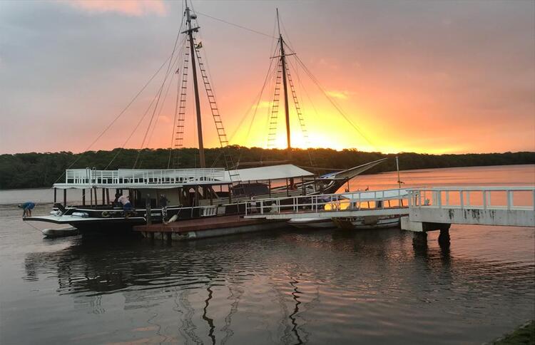 coroa-alta-fluvial-chalana