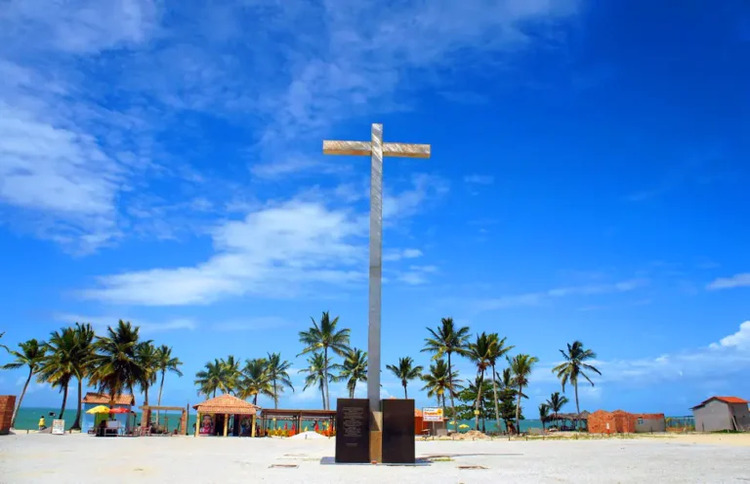 marco-historico-em-coroa-vermelha-edicarlostur